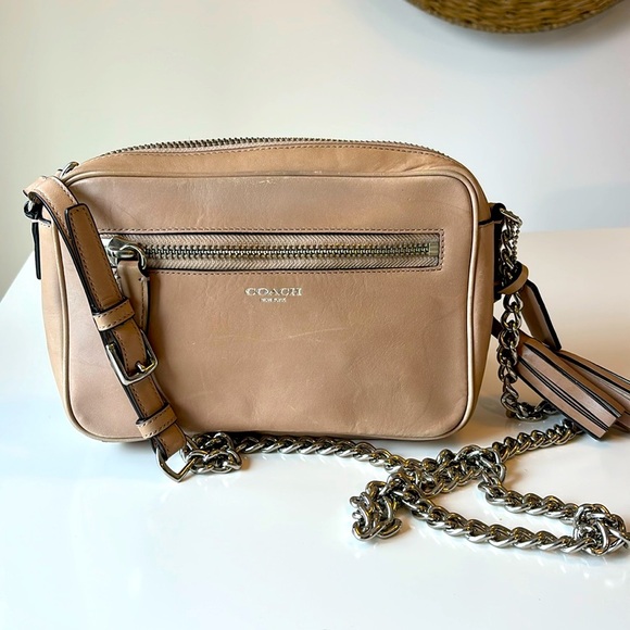 Coach | Light Khaki Leather Flight Bag #F25362 - Picture 1 of 11